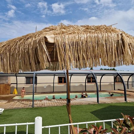 Camping Les P'Tites Maisons Dans La Prairie Sallertaine Buitenkant foto