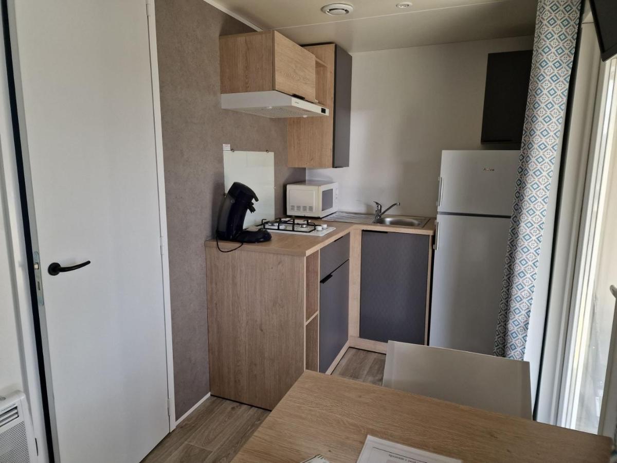 Camping Les P'Tites Maisons Dans La Prairie Sallertaine Buitenkant foto